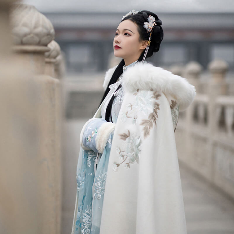 Velvet Cloak Ancient Chinese Style Woolen Autumn Winter Costume